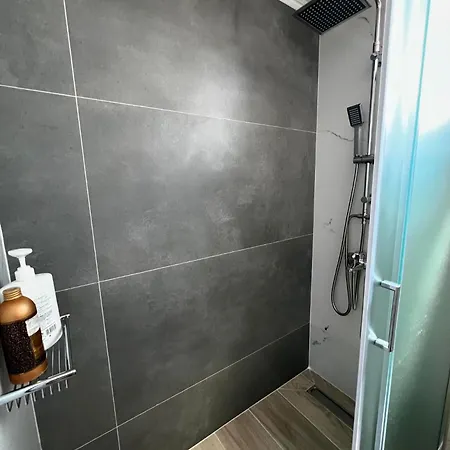 Sisyphys Kingdom Apartamento Corinto